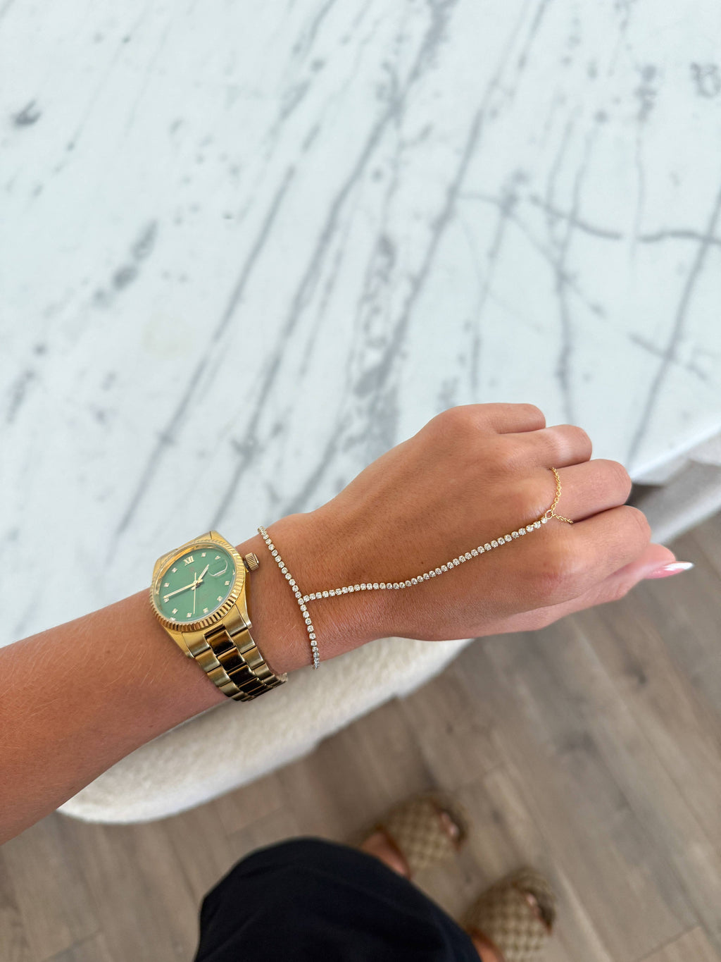 SPARKLE HAND CHAIN